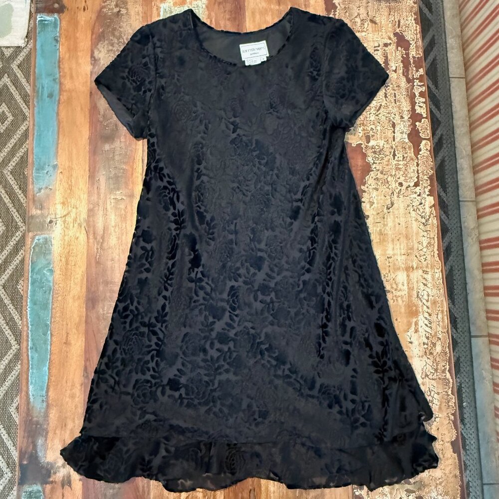 Karin Stevens Two Tiered Dress Black Velvet Roses Pattern Size 8